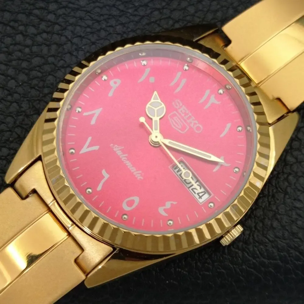 Vintage 1976 Seiko Automatic Mens Gold Watch W/daydate & Gold accents
